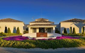 Las Colinas Golf&Country Club Residences